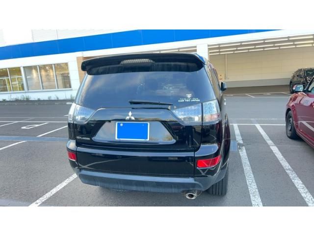 OUTLANDER 4WD