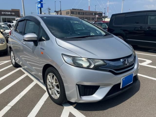 FIT HYBRID