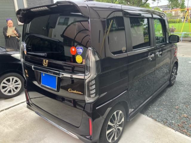 N BOX CUSTOM