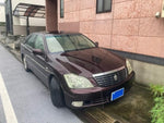 CROWN sedan