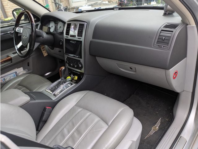 CHRYSLER 300C