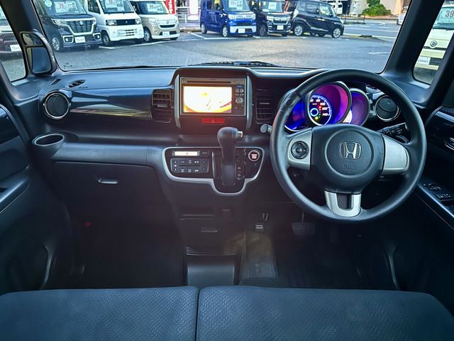 N BOX CUSTOM