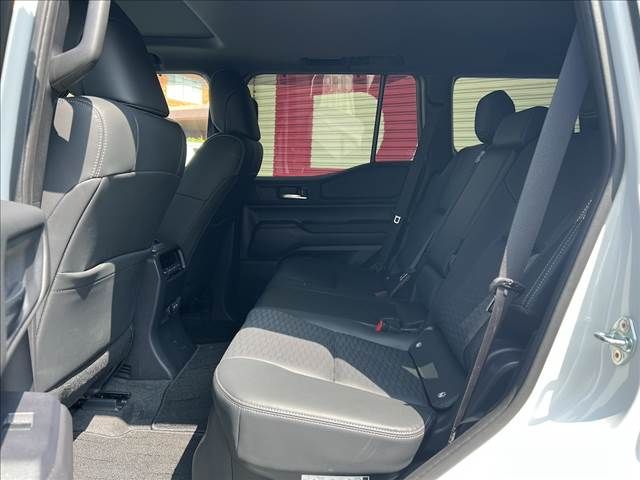LANDCRUISER 250