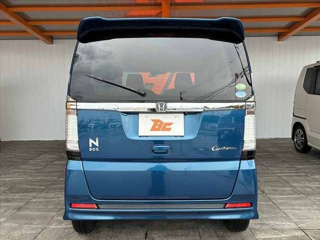 N BOX CUSTOM