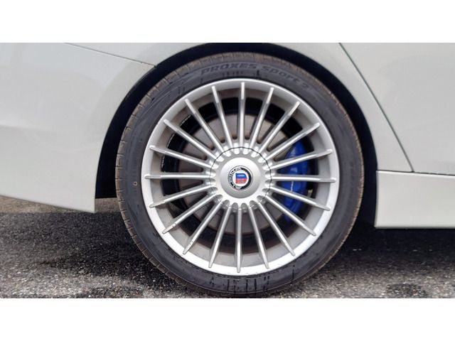 ALPINA D3 limousine