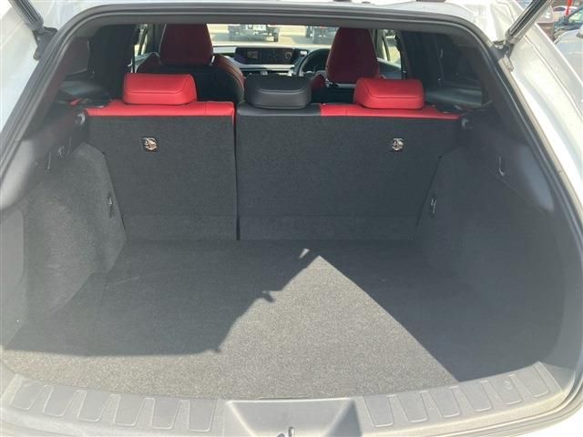 LEXUS UX200