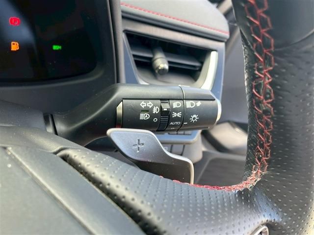 LEXUS UX200