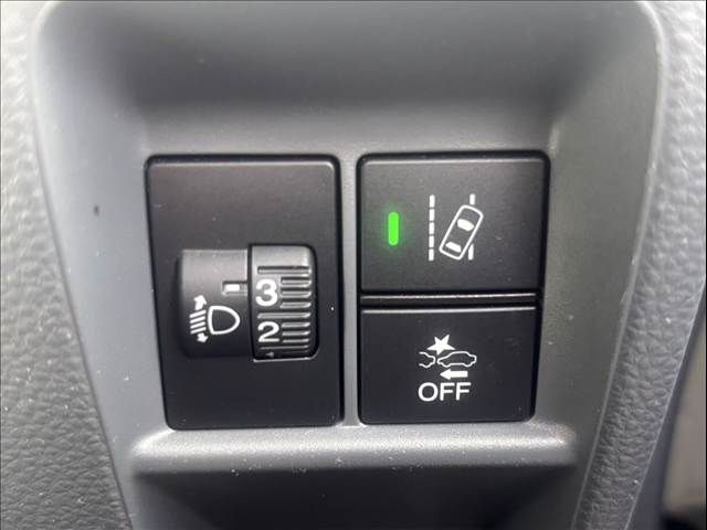 N-VAN