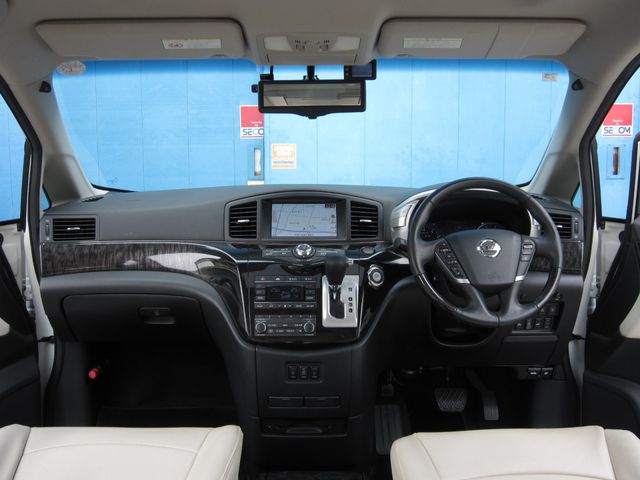 ELGRAND  4WD