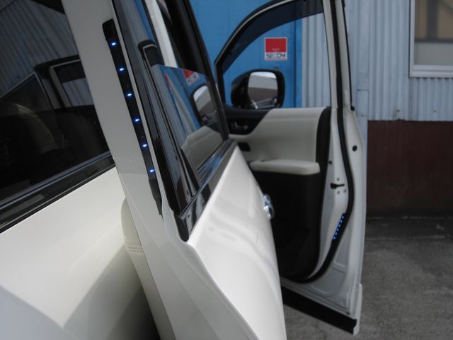 ELGRAND  4WD