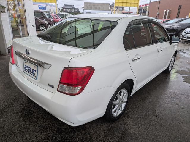 COROLLA AXIO HYBRID