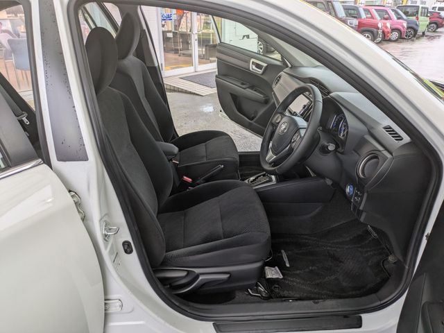 COROLLA AXIO HYBRID
