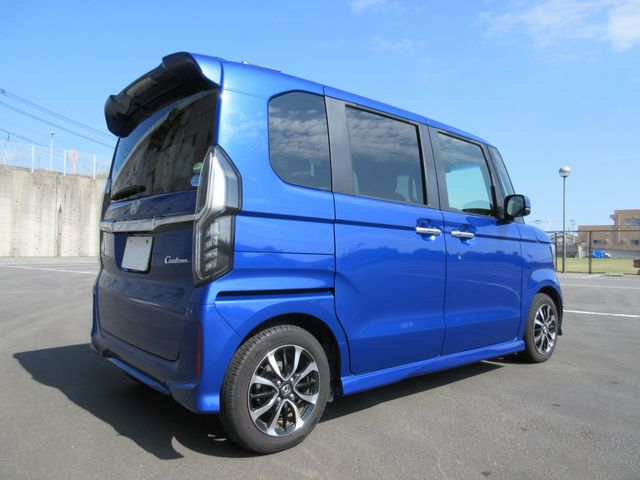 N-BOX CUSTOM