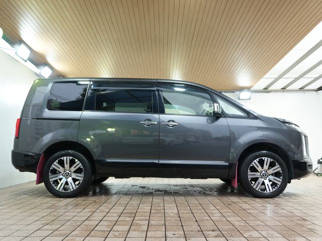 DELICA D:5 4WD