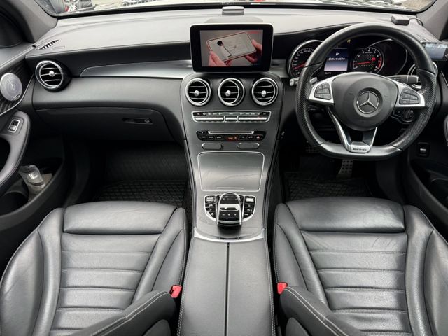 MERCEDES AMG GLCclass
