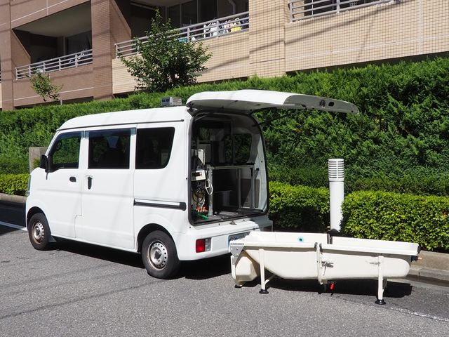 MINICAB van