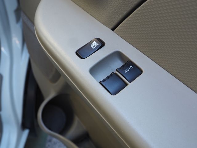 MINICAB van