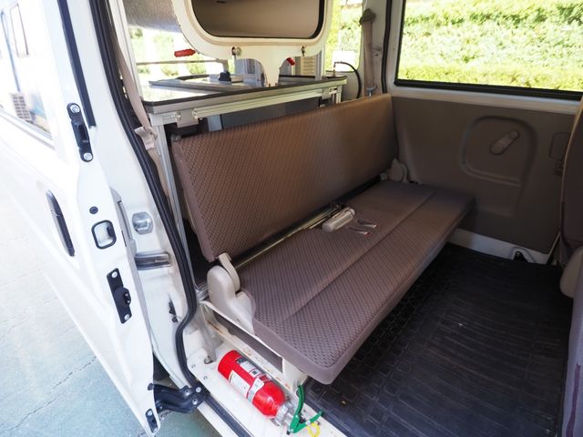 MINICAB van