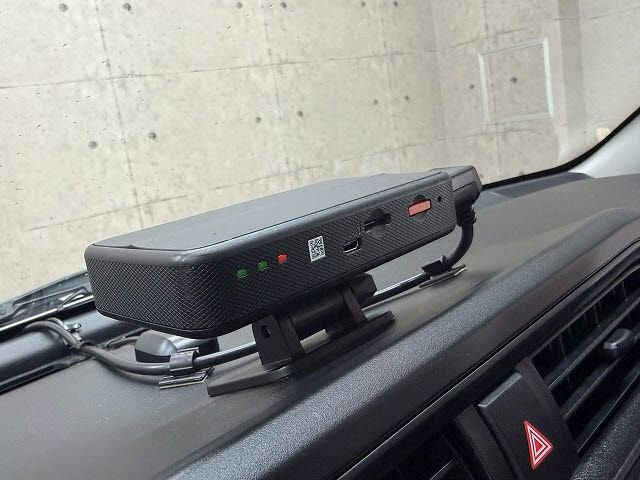 PROBOX van HYBRID