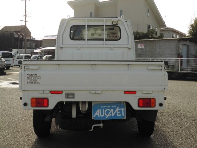 NT100 CLIPPER 4WD