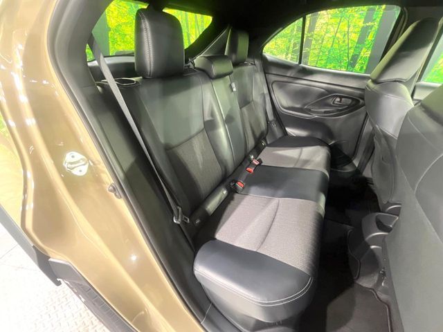 YARIS CROSS HYBRID