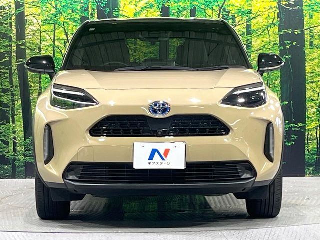YARIS CROSS HYBRID