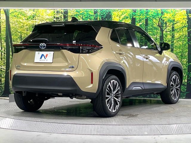YARIS CROSS HYBRID