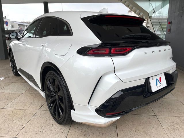 CROWN SPORT
