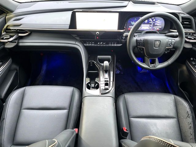 CROWN SPORT