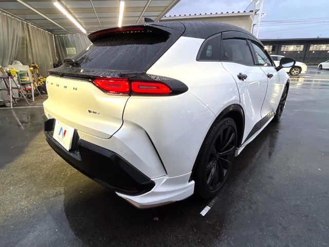 CROWN SPORT