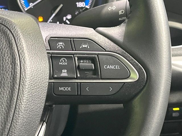 VOXY HYBRID