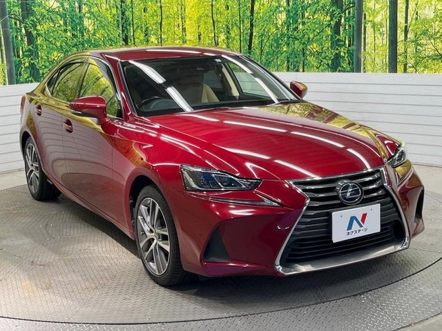 LEXUS IS300h