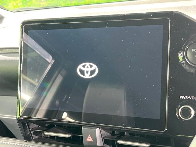 VOXY HYBRID