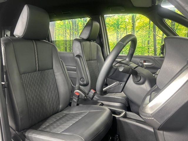NOAH HYBRID 4WD