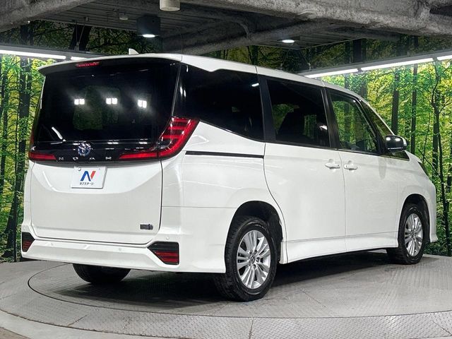 NOAH HYBRID 4WD