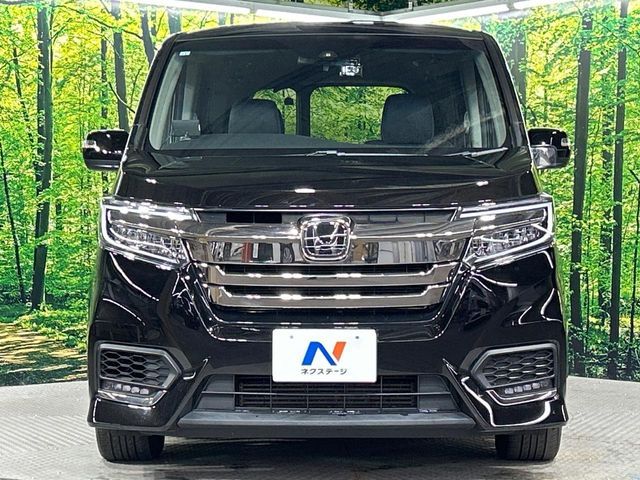 STEPWAGON SPADA 4WD