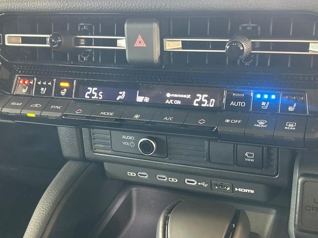 LANDCRUISER 250