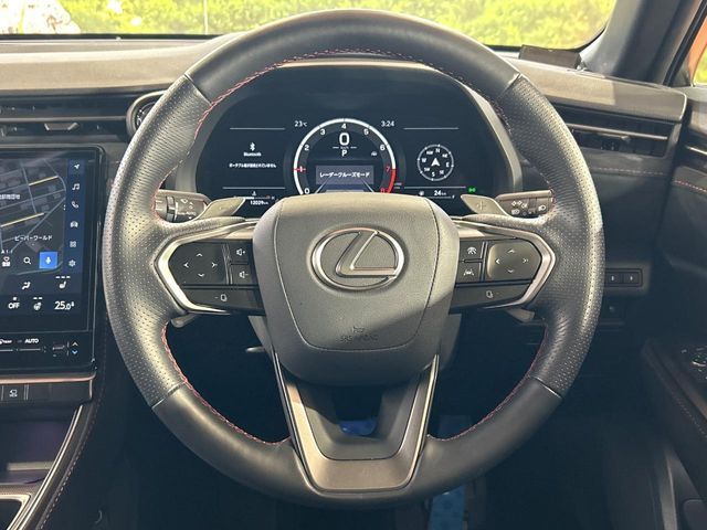 LEXUS LBX