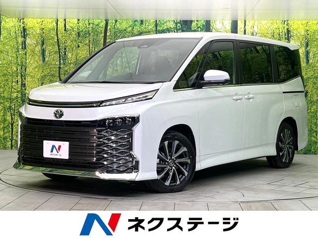 VOXY HYBRID