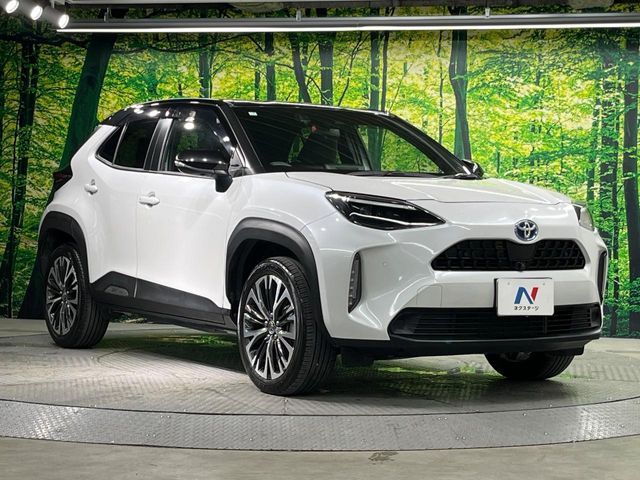 YARIS CROSS HYBRID