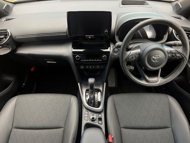 YARIS CROSS HYBRID