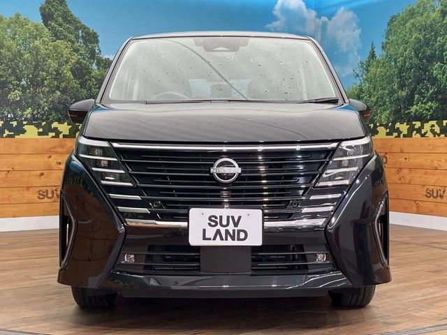 SERENA  WG 4WD
