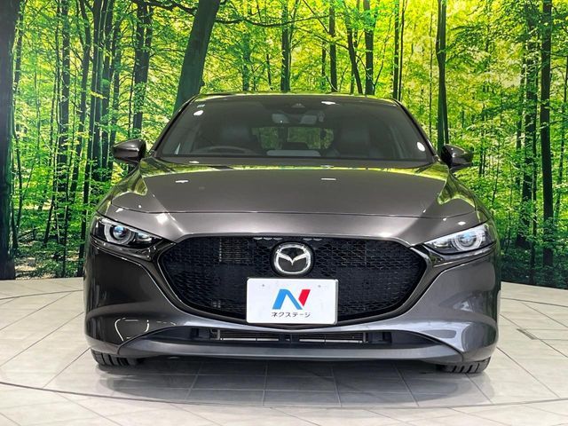MAZDA3 FASTBACK