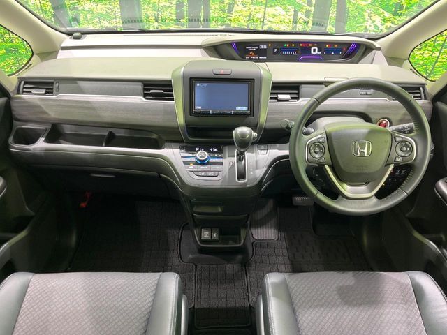 FREED 4WD