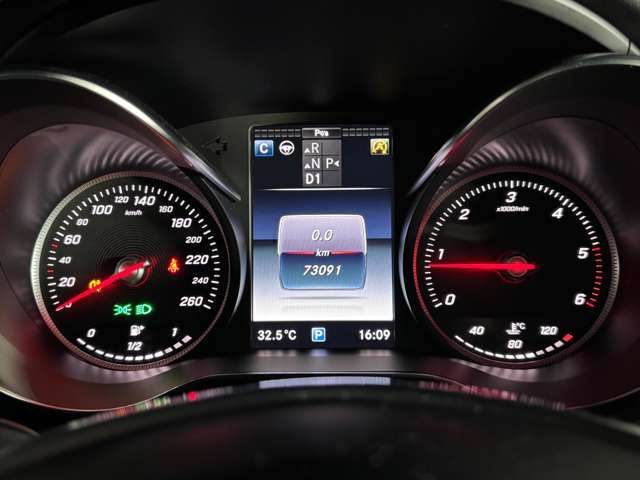 MERCEDES BENZ GLC class
