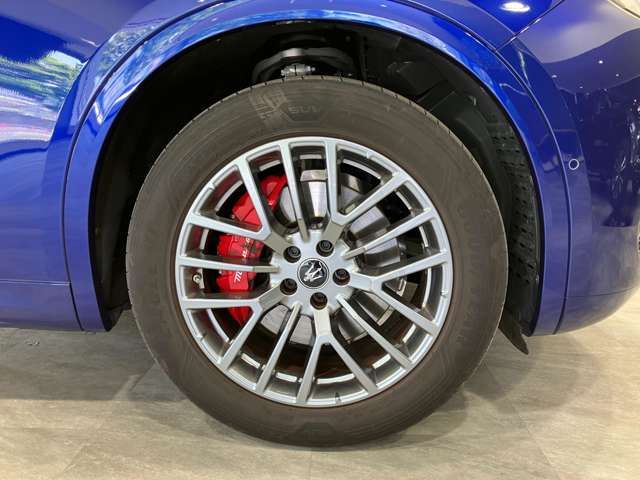 MASERATI Grecale