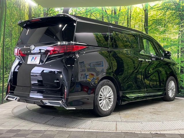 ALPHARD hybrid