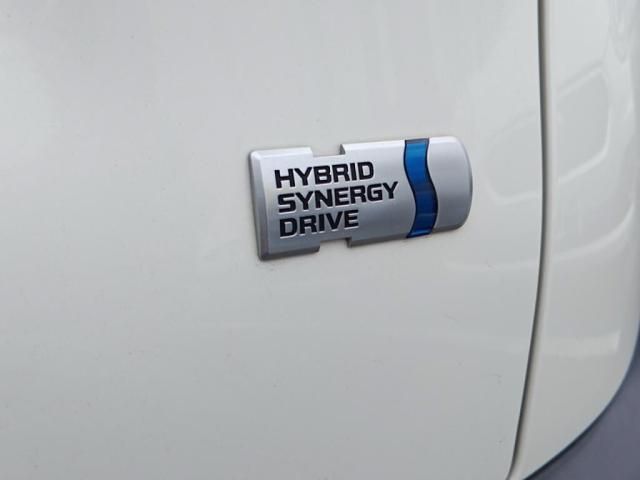 SIENTA HYBRID