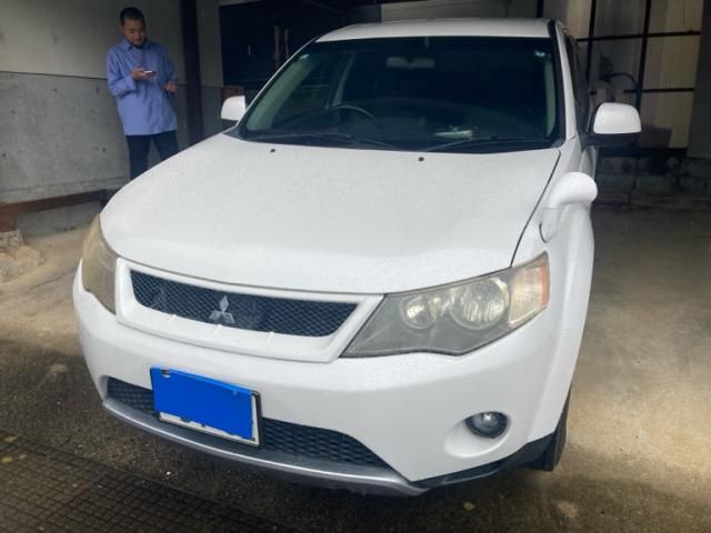OUTLANDER 4WD