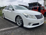 CROWN sedan